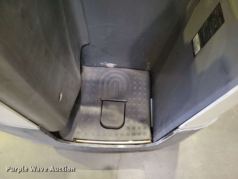 image for item DX7001 2016 Crown RM6025-45 reach truck