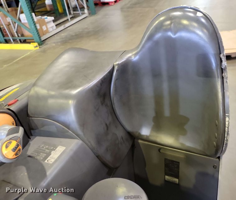 image for item DX7001 2016 Crown RM6025-45 reach truck