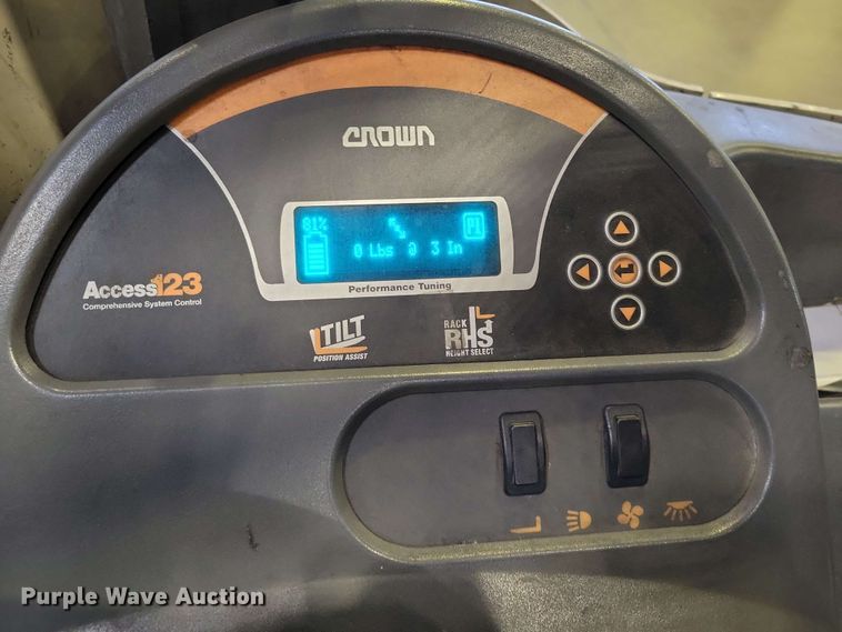 image for item DX7001 2016 Crown RM6025-45 reach truck