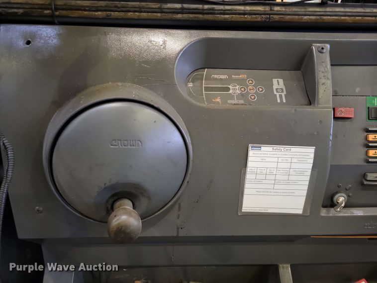 image for item DX7002 2016 Crown SP4050-30 order picker