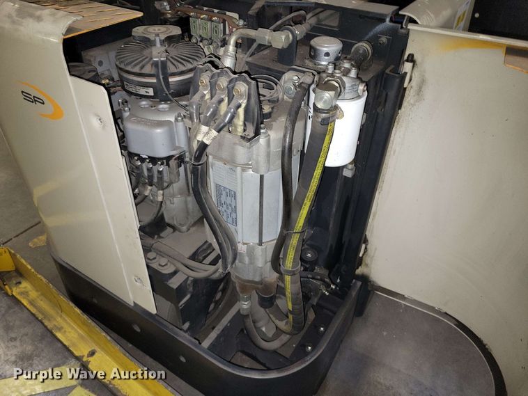 image for item DX7002 2016 Crown SP4050-30 order picker