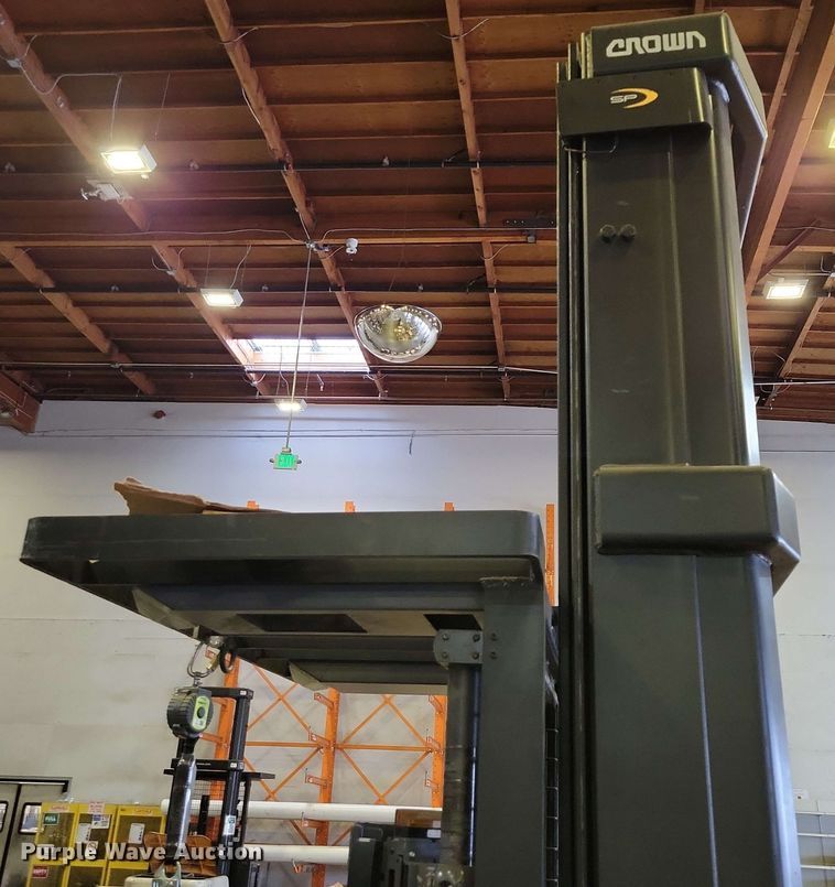 image for item DX7003 2016 Crown SP4050-30 order picker