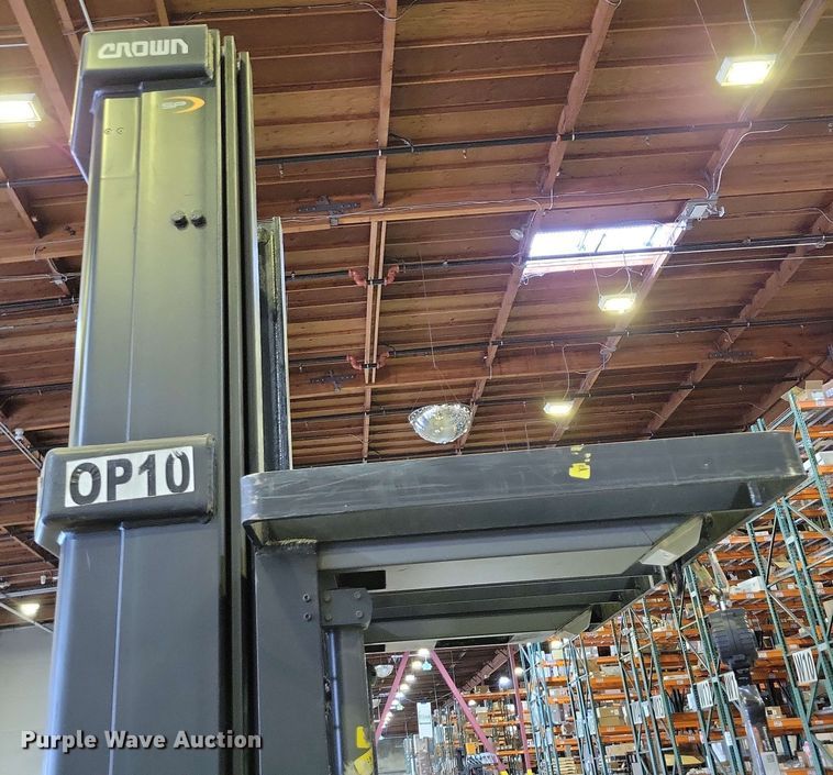 image for item DX7003 2016 Crown SP4050-30 order picker