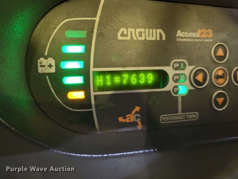 image for item DX7003 2016 Crown SP4050-30 order picker