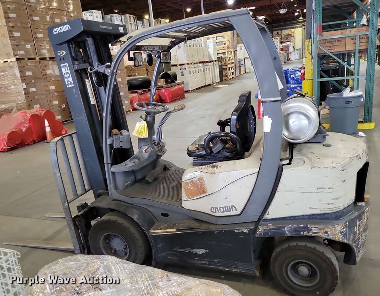 image for item DX7004 2016 Crown C51050-40 forklift