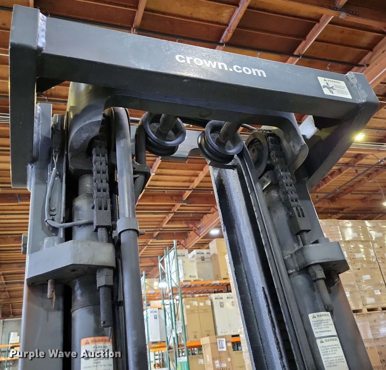 image for item DX7004 2016 Crown C51050-40 forklift