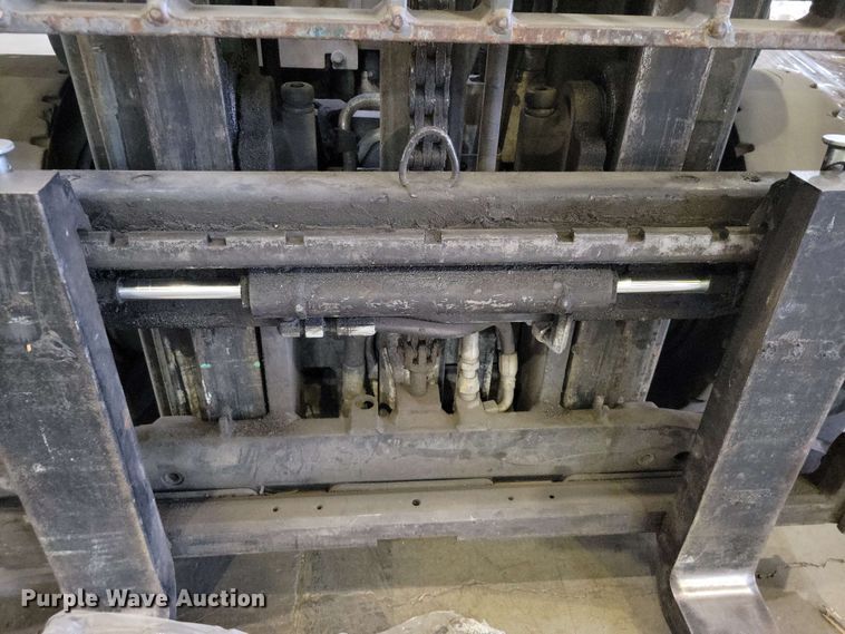 image for item DX7004 2016 Crown C51050-40 forklift