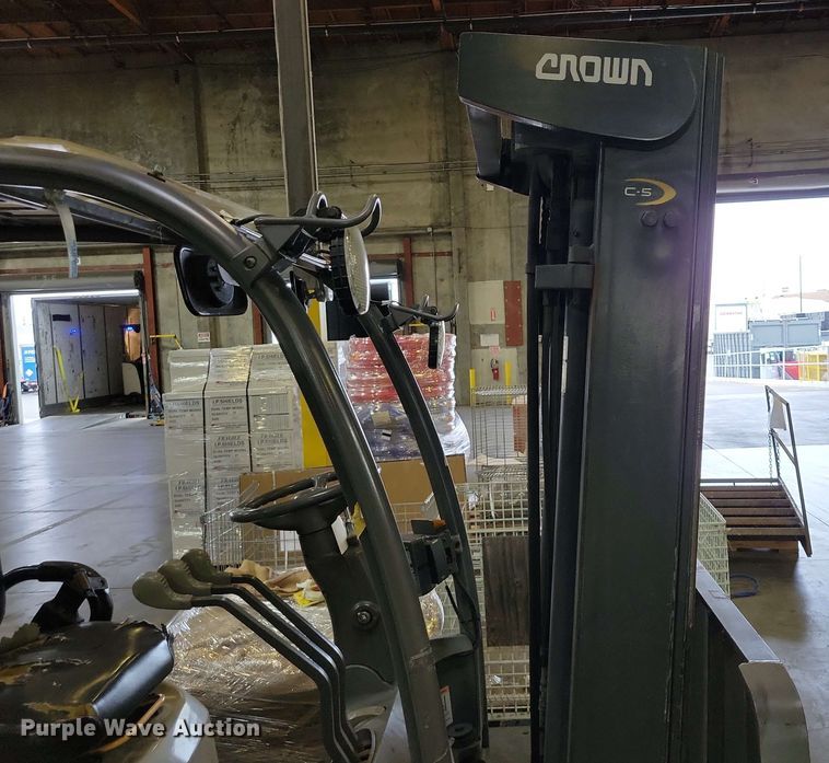 image for item DX7004 2016 Crown C51050-40 forklift