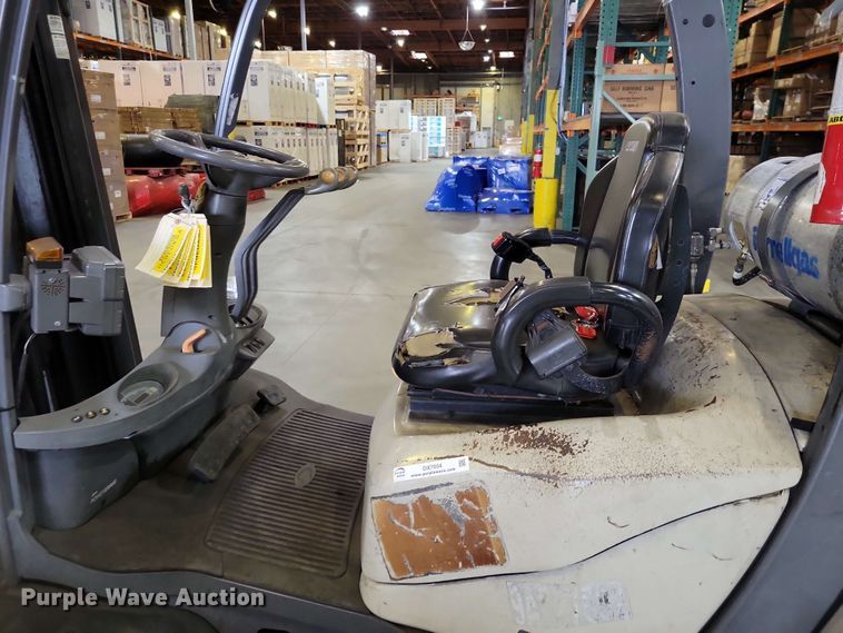 image for item DX7004 2016 Crown C51050-40 forklift