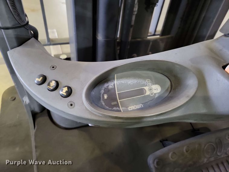 image for item DX7004 2016 Crown C51050-40 forklift