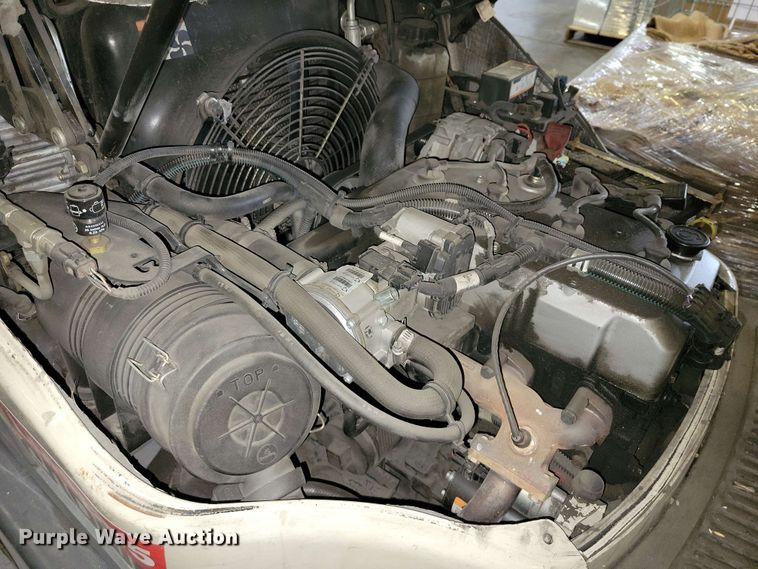 image for item DX7004 2016 Crown C51050-40 forklift