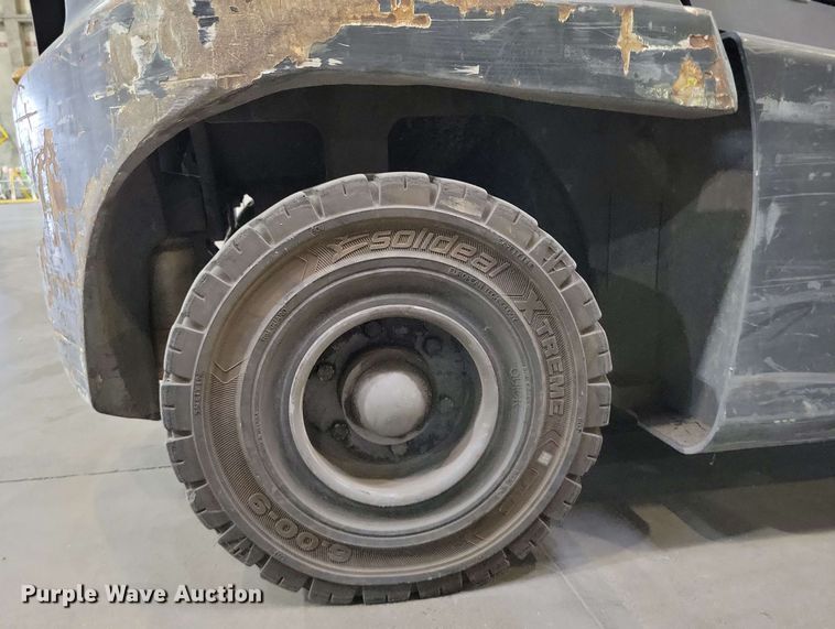 image for item DX7004 2016 Crown C51050-40 forklift