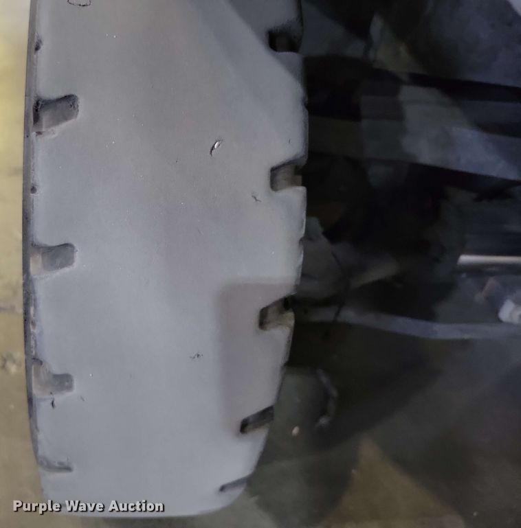 image for item DX7004 2016 Crown C51050-40 forklift