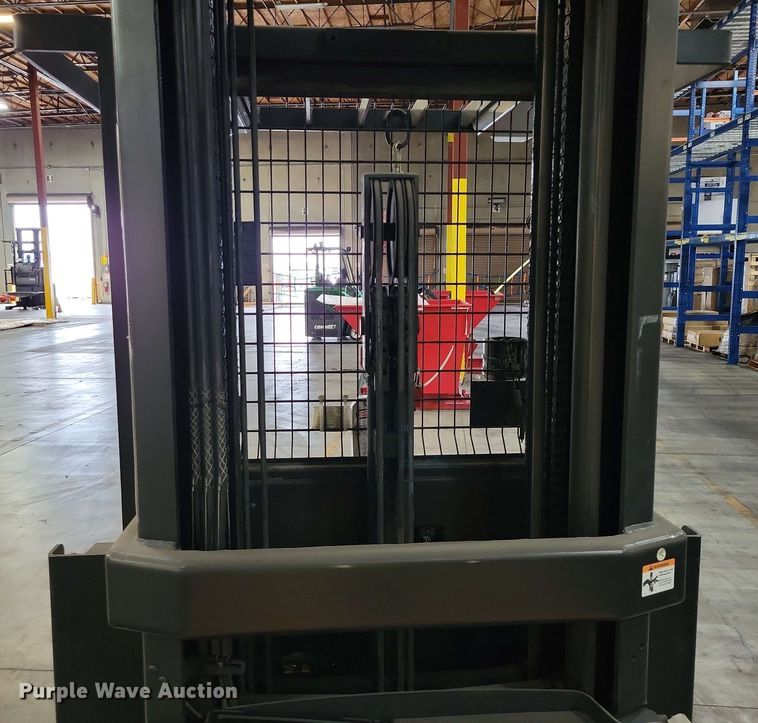 image for item DX7005 Crown SP 4000 order picker