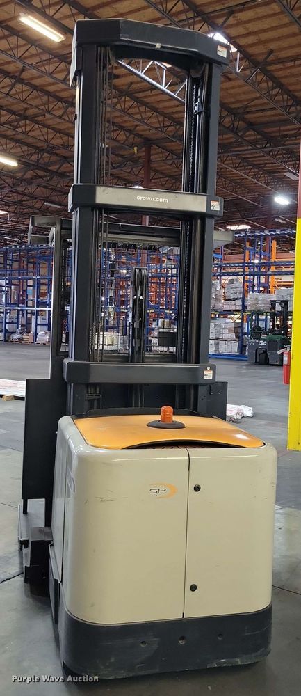 image for item DX7006 2016 Crown SP4050-30 order picker