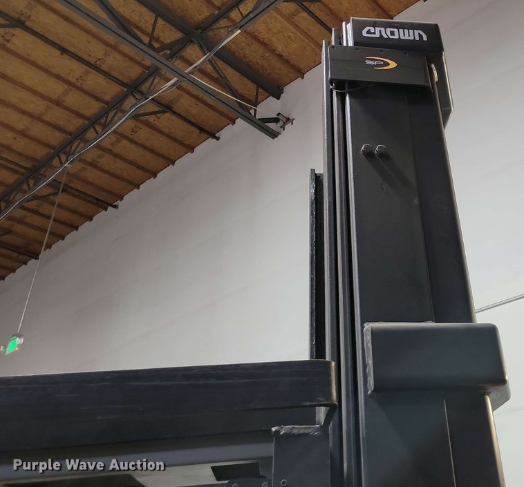 image for item DX7006 2016 Crown SP4050-30 order picker