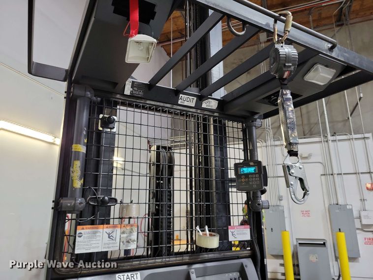 image for item DX7006 2016 Crown SP4050-30 order picker