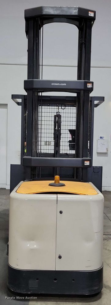 image for item DX7007 2016 Crown SP4050-30 order picker