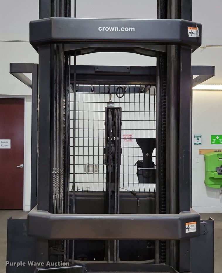 image for item DX7007 2016 Crown SP4050-30 order picker