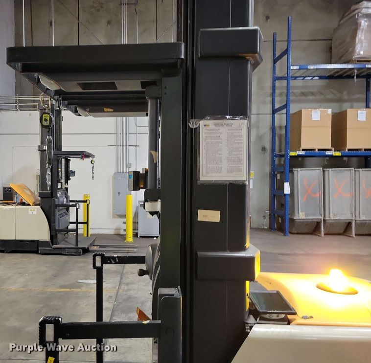 image for item DX7007 2016 Crown SP4050-30 order picker