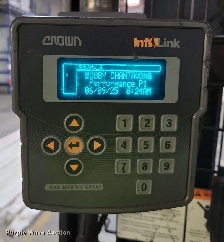 image for item DX7007 2016 Crown SP4050-30 order picker