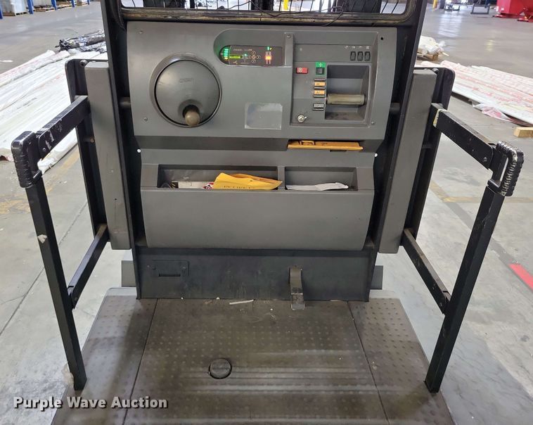 image for item DX7007 2016 Crown SP4050-30 order picker