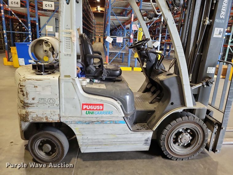 image for item DX7008 2017 UniCarriers PF50 forklift