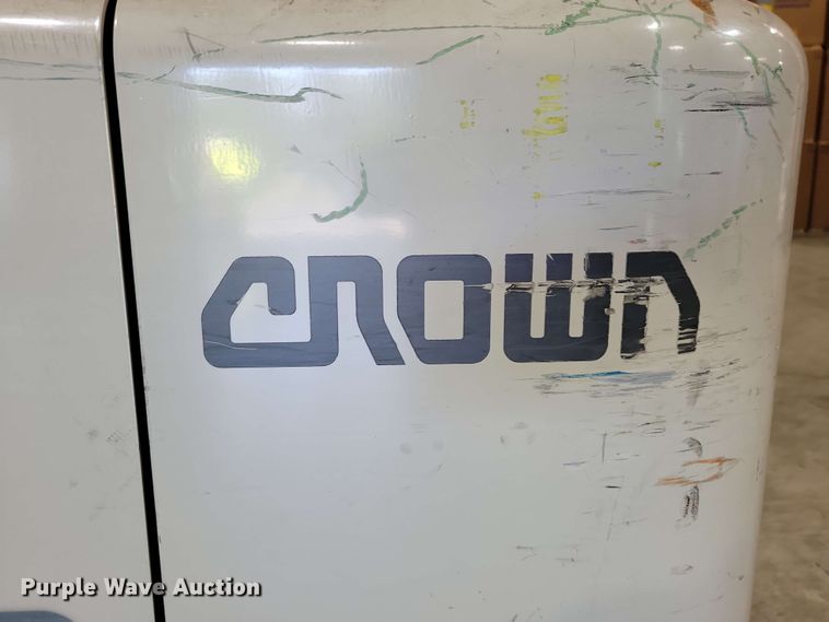 image for item DX7009 2017 Crown SP3520-30 order picker