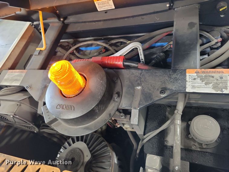 image for item DX7009 2017 Crown SP3520-30 order picker