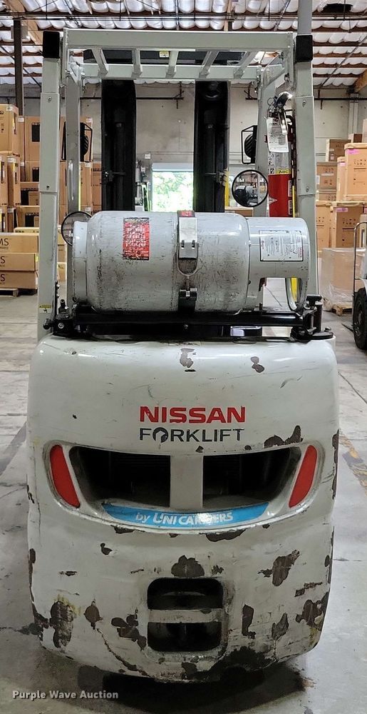 image for item DX7010 2015 UniCarriers CFS40 forklift