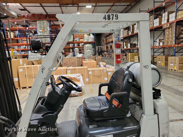 image for item DX7010 2015 UniCarriers CFS40 forklift