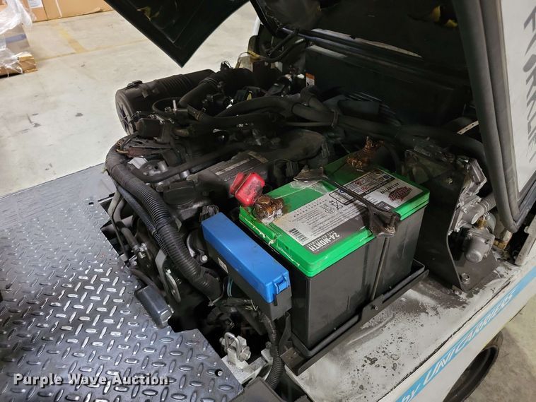 image for item DX7010 2015 UniCarriers CFS40 forklift