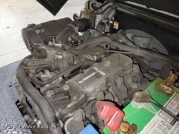 image for item DX7010 2015 UniCarriers CFS40 forklift