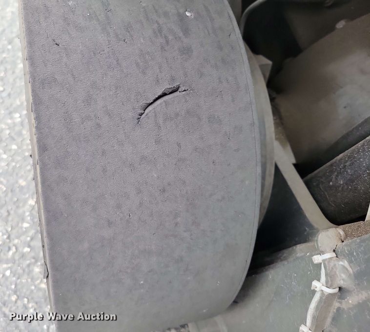 image for item DX7012 2015 Nissan CFS40 forklift