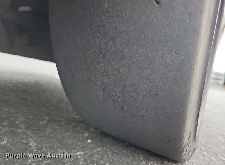 image for item DX7012 2015 Nissan CFS40 forklift