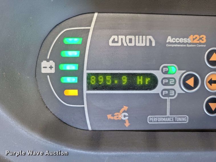 image for item DX7013 2016 Crown SP3520-30 order picker