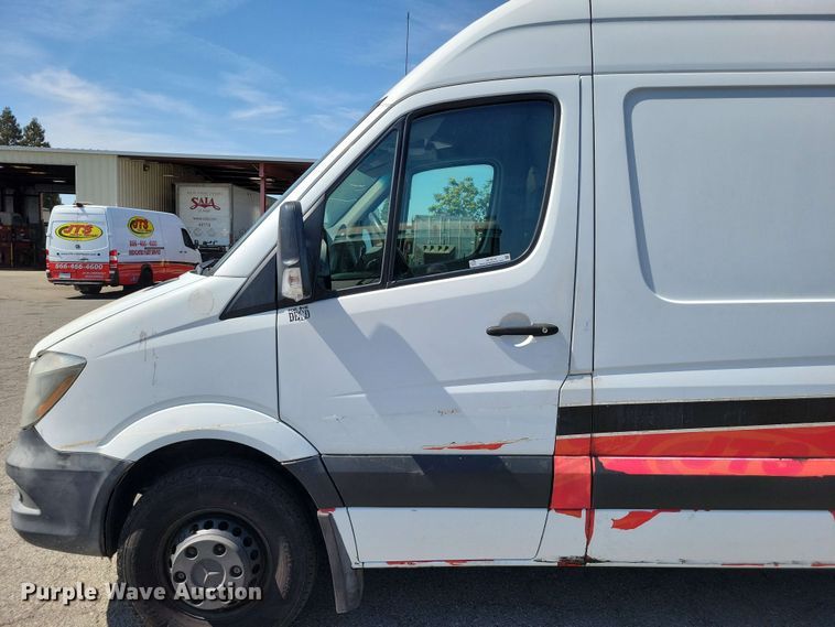 image for item DX7014 2016 Mercedes-Benz Sprinter 3500 delivery van
