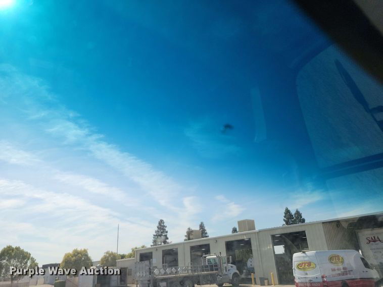 image for item DX7014 2016 Mercedes-Benz Sprinter 3500 delivery van