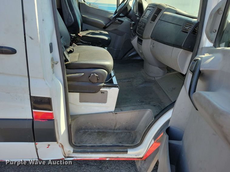 image for item DX7014 2016 Mercedes-Benz Sprinter 3500 delivery van
