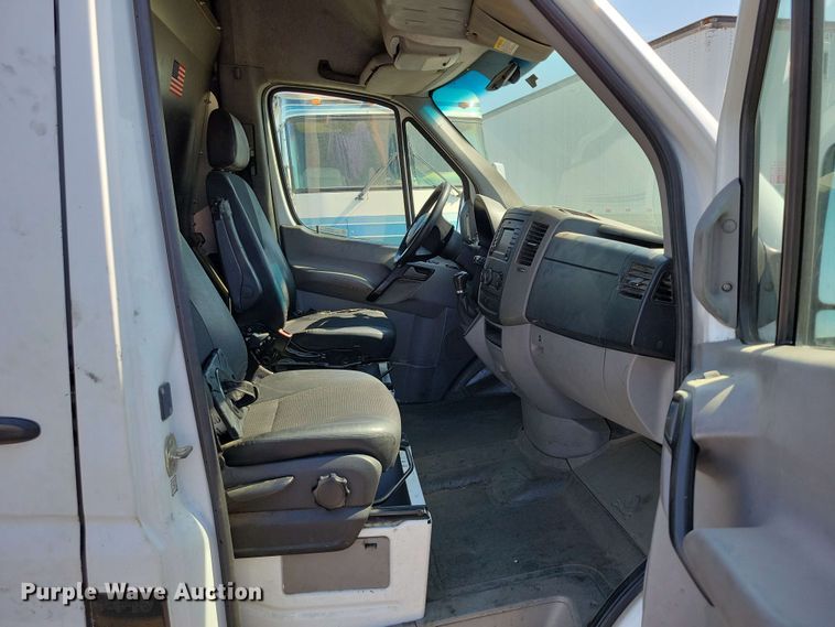 image for item DX7014 2016 Mercedes-Benz Sprinter 3500 delivery van