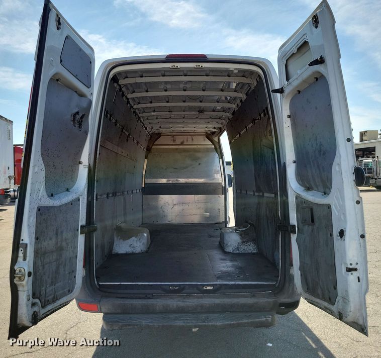 image for item DX7014 2016 Mercedes-Benz Sprinter 3500 delivery van