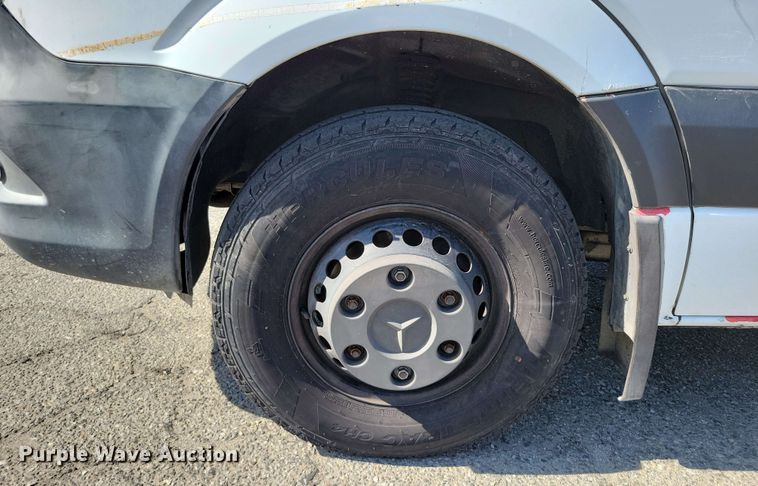 image for item DX7014 2016 Mercedes-Benz Sprinter 3500 delivery van