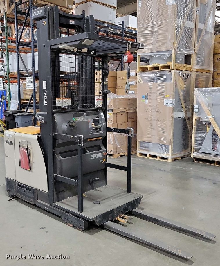 image for item DX7016 2015 Crown SP4020-30 order picker