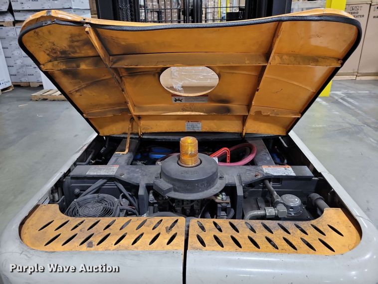 image for item DX7016 2015 Crown SP4020-30 order picker