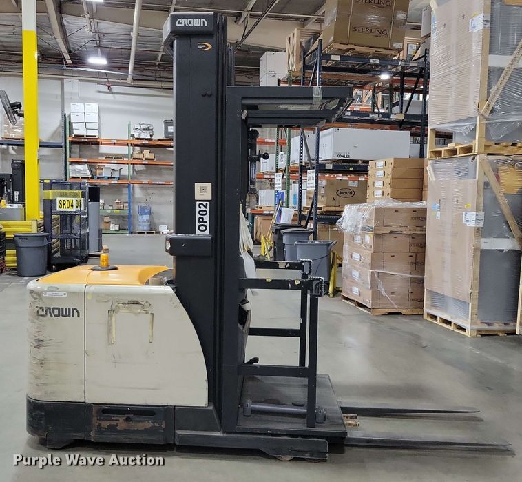 image for item DX7017 2015 Crown SP 4000 order picker