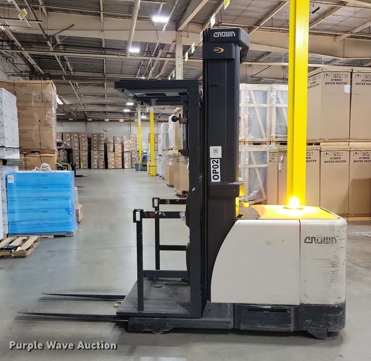 image for item DX7017 2015 Crown SP 4000 order picker