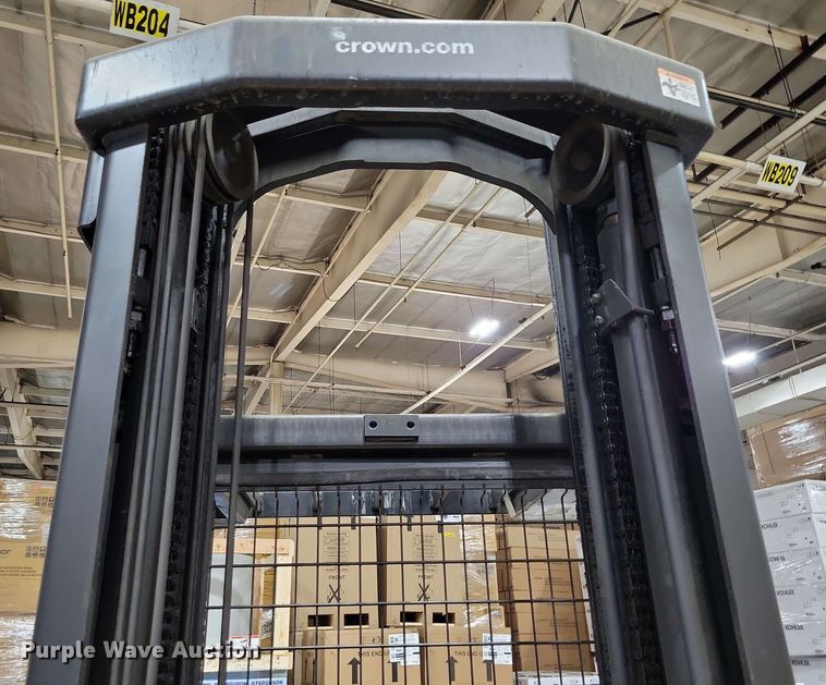 image for item DX7017 2015 Crown SP 4000 order picker