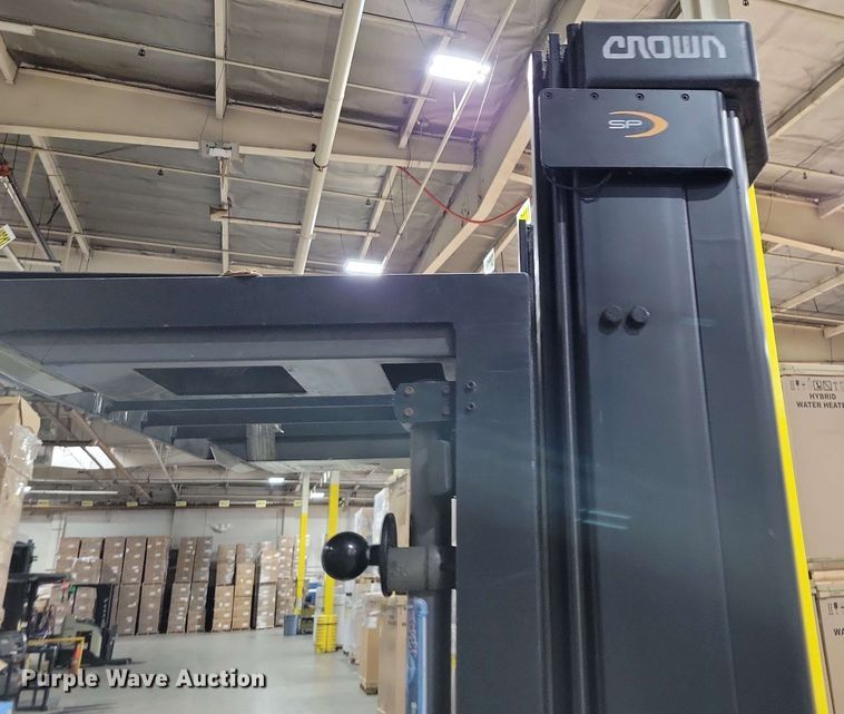 image for item DX7017 2015 Crown SP 4000 order picker