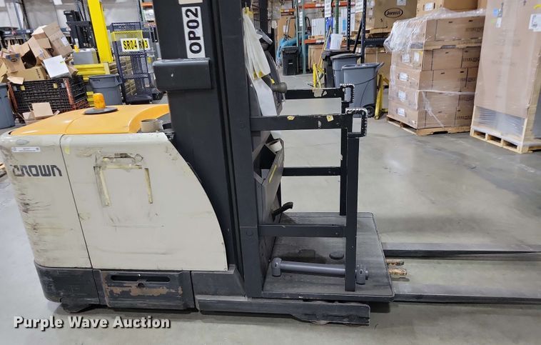 image for item DX7017 2015 Crown SP 4000 order picker