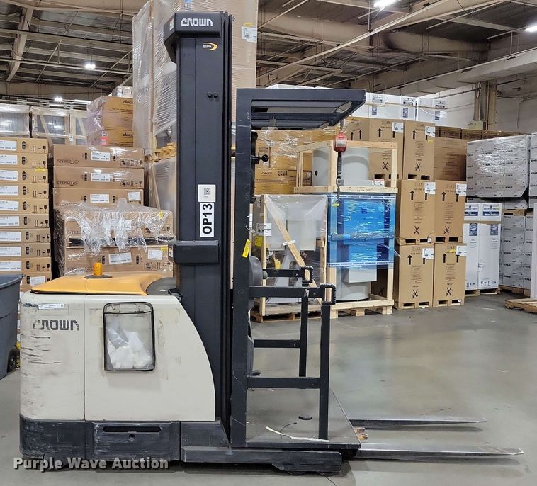 image for item DX7019 2015 Crown SP 4000 order picker